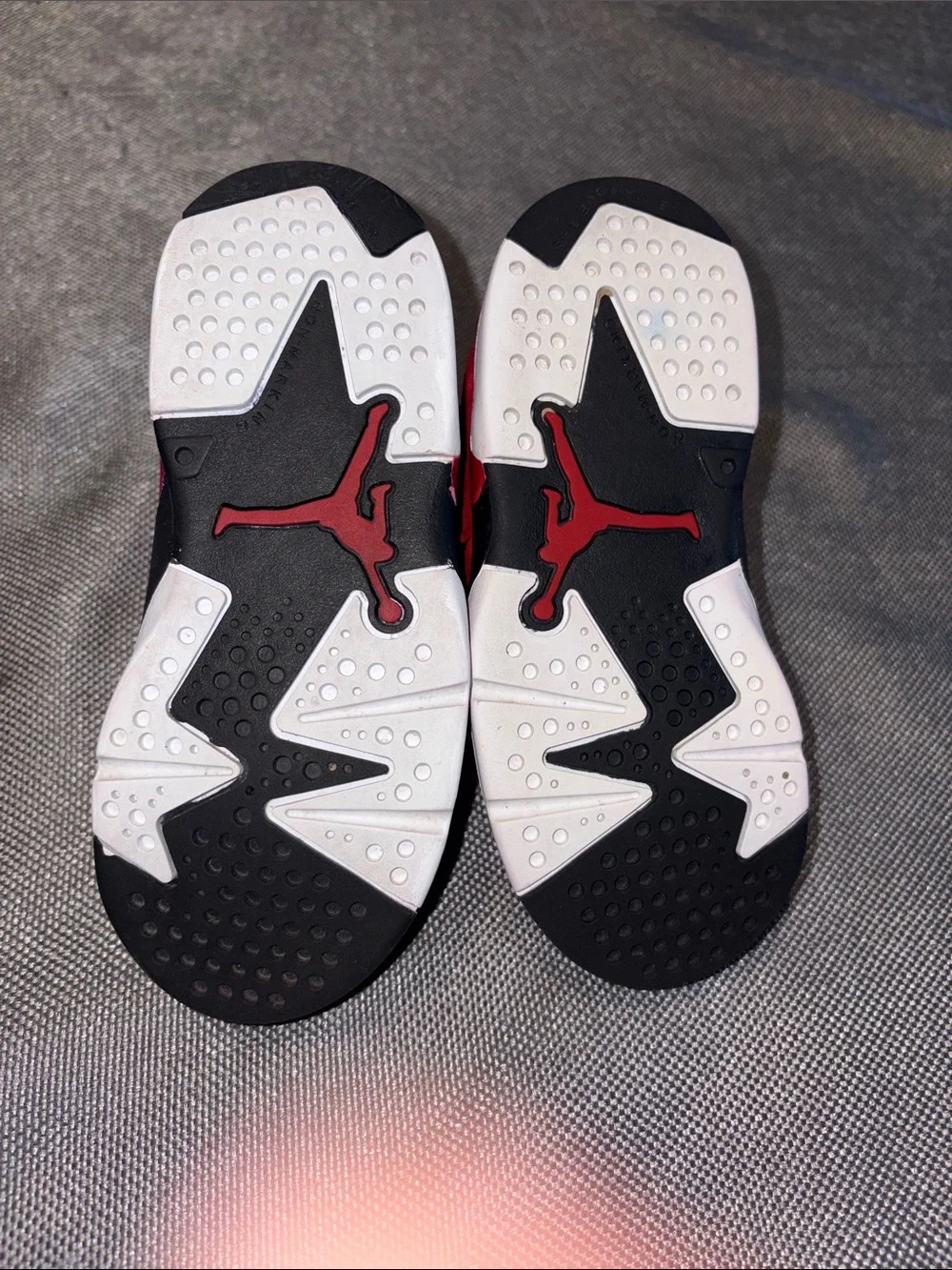 Jordan 6 Retros Toro Bravo size 9c